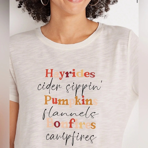 Maurices White Hayrides Pumpkin Bonfires Short Sleeve Graphic Tee Large Women’s - Picture 1 of 12